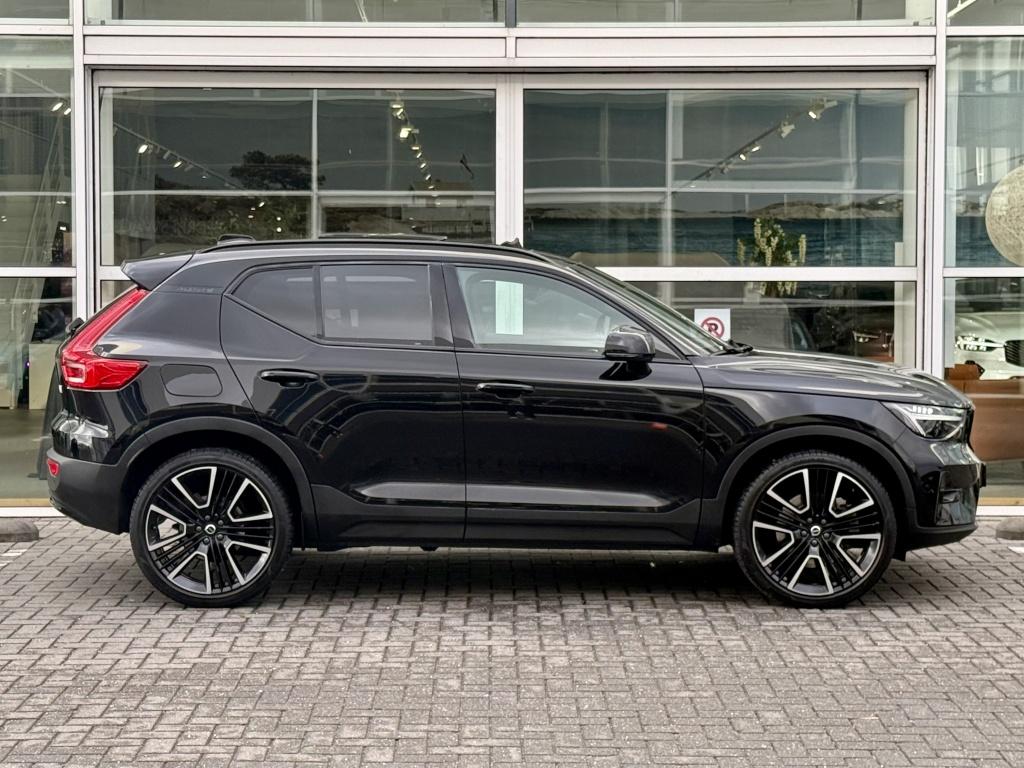 Volvo XC40 t5 262pk recharge ultra dark| full options !