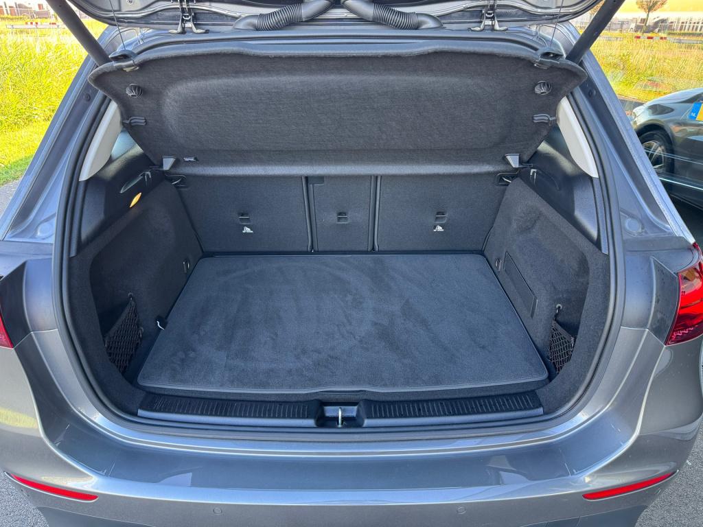 Mercedes-Benz B-Klasse 180 progressive line advanced automaat , winterpaket