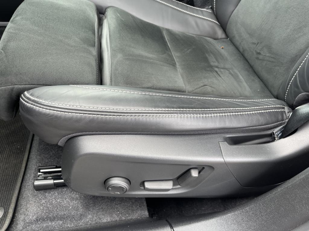 Volvo XC40 1.5 t4 recharge r-design 210 pk panorama