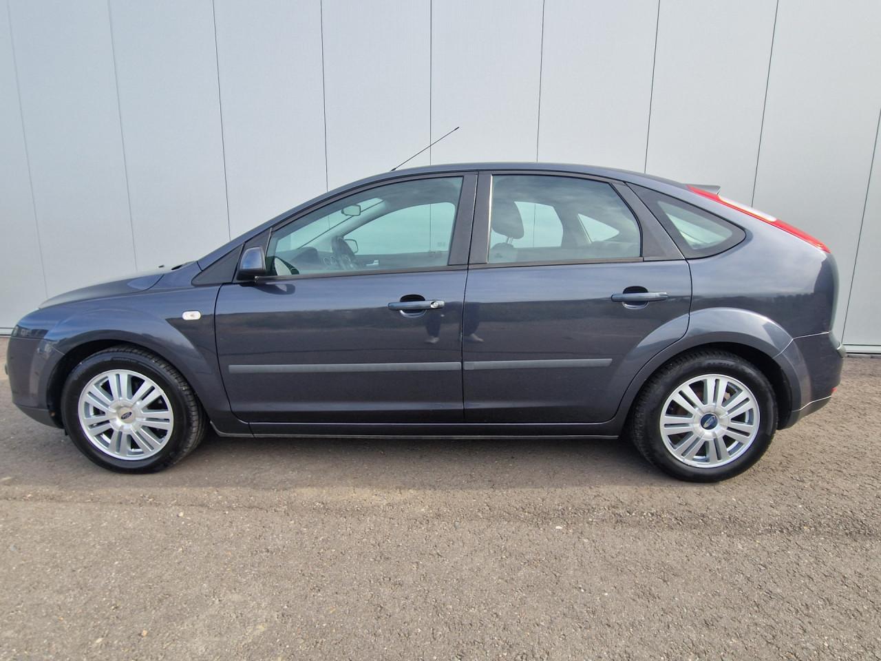 Ford Focus 1.6-16V Champion