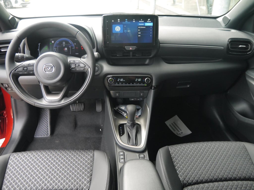 Mazda 2 Hybrid 1.5 homura