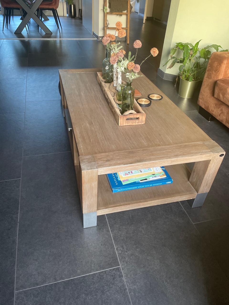 Salon tafel
