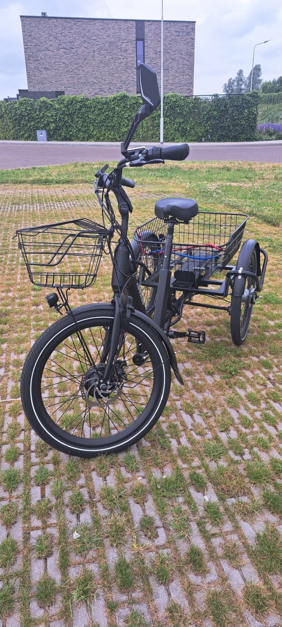 Te Koop: z.g.a.n. elektrische driewielfiets
