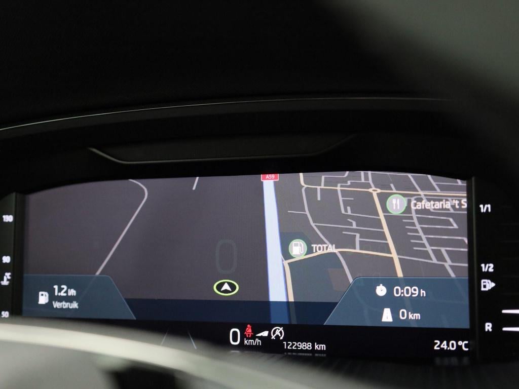 Skoda Octavia combi 1.5 tsi first edition | virtual cockpit | parkeer senso