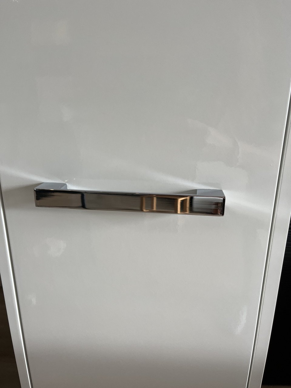 Kolomkast en spiegelkast badkamer