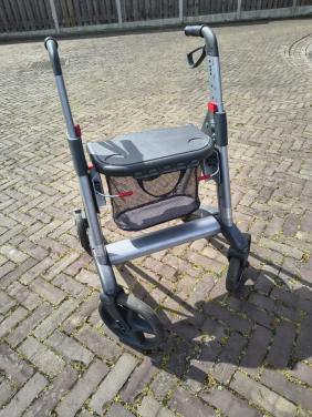 Active rollator gekocht bij de ANWB