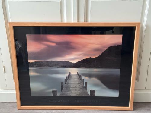 Houten wissellijst met poster van steiger (60x80cm)