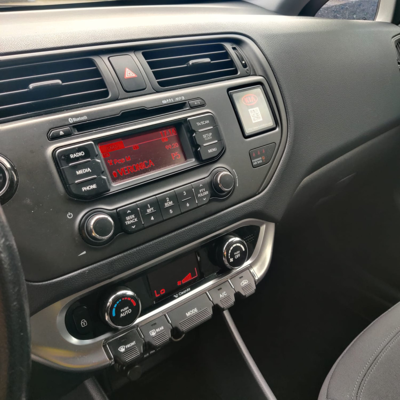 KIA RIO    Handelsbenaming D.3,   Type   D.2   UB:   Bouwjaar: 2011