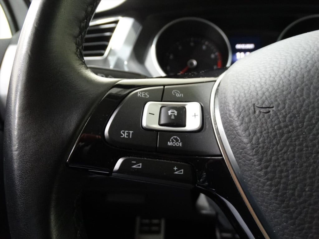 Volkswagen Tiguan r-line 1.4 tsi act dsg 150pk