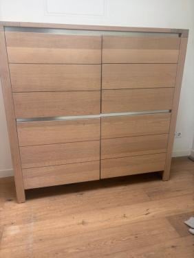 Massief eiken kastje in prima staat