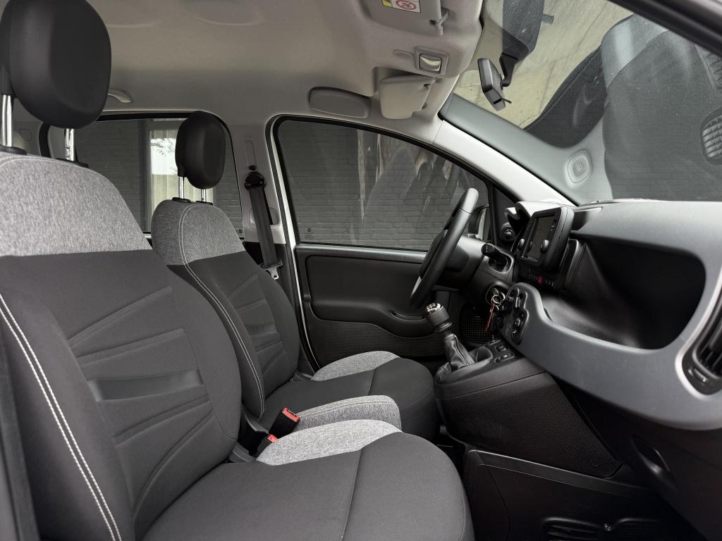 Fiat Panda 1.0 hybrid city life - carplay - android auto -