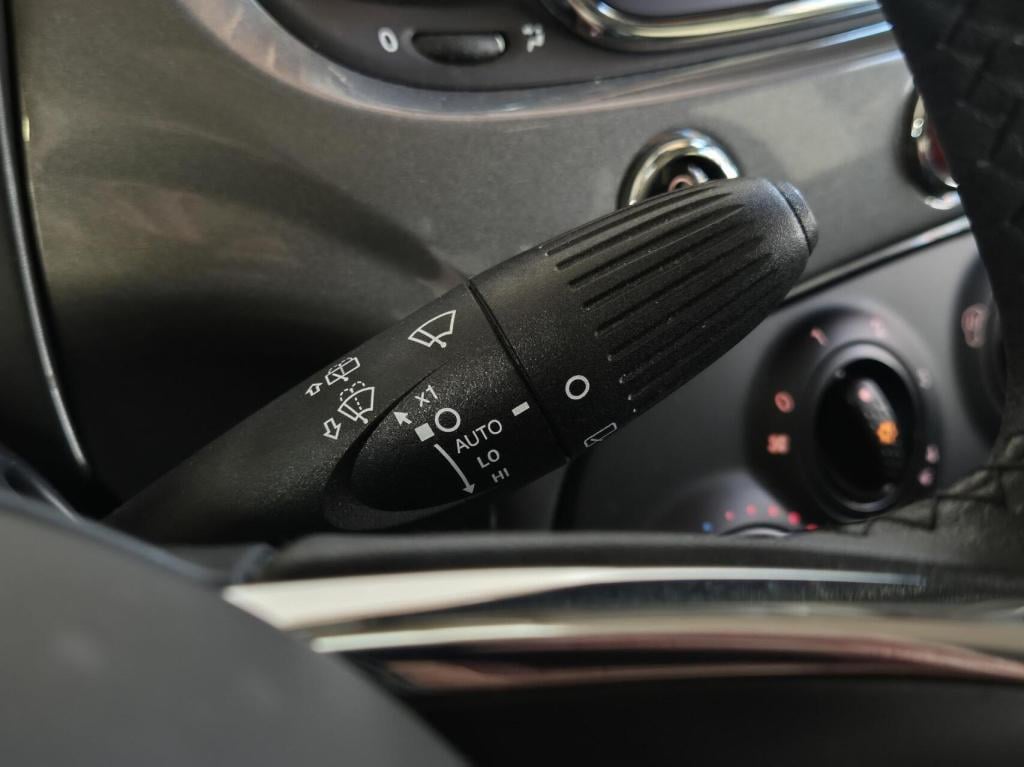 Fiat 500 1.2 lounge / cruisecontrol