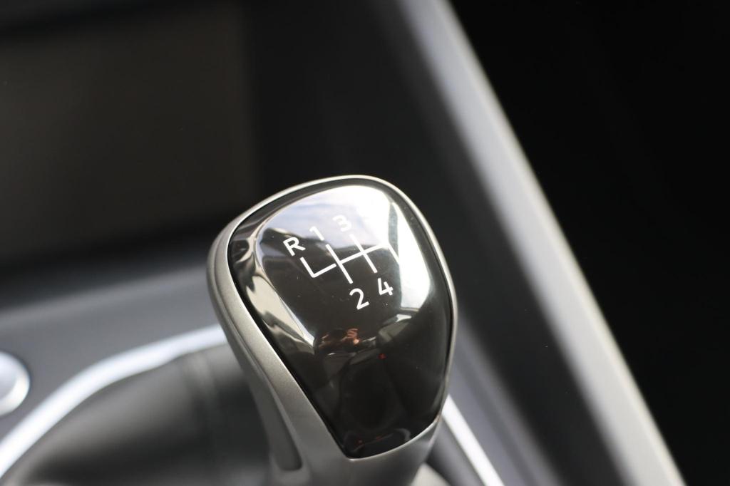 Volkswagen Golf 1.5 tsi life 130pk