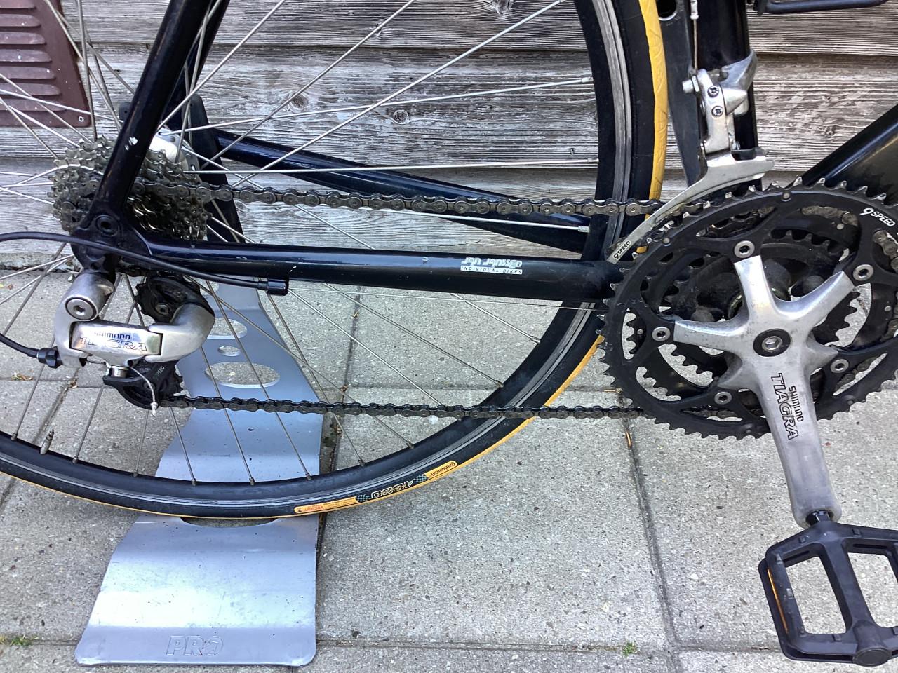 Jan Janssen racefiets 56 cm, met recht stuur, weinig gebruikt, 3x8 speed.