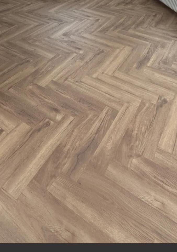 Visgraat klik laminaat 30 m2+