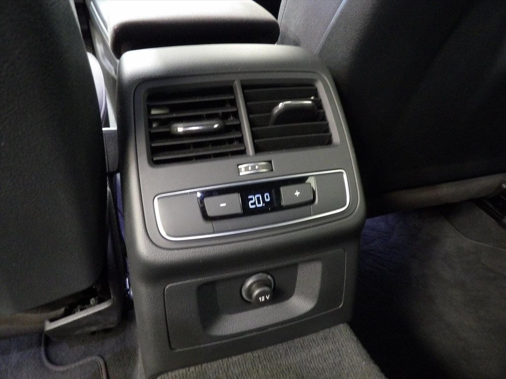Audi A4 35 tfsi 150pk mhev s tronic s line
