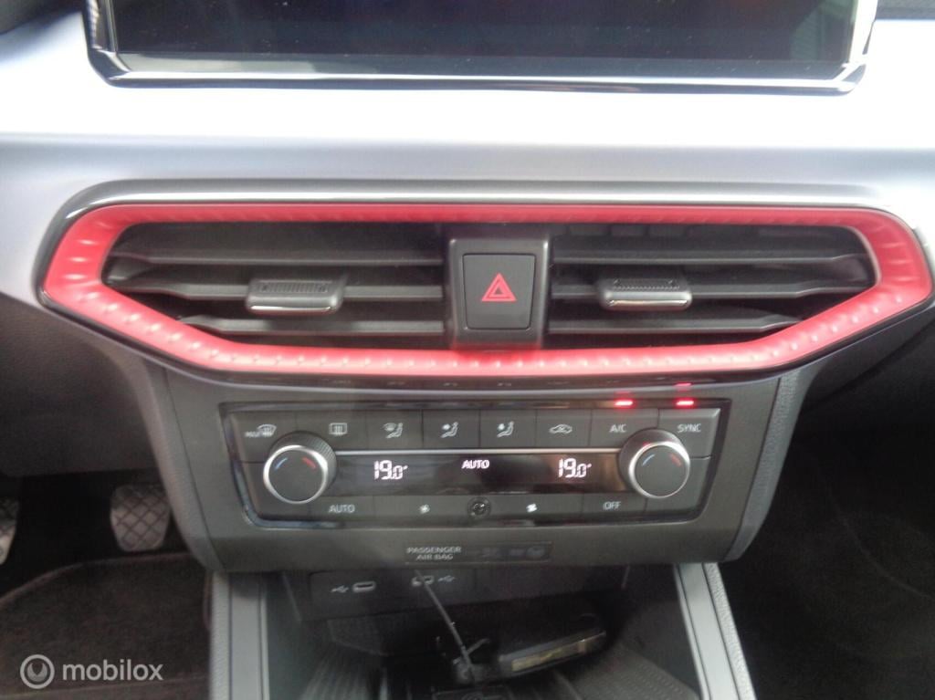 Seat Ibiza 1.0 ecotsi fr/airco/ecc/18''/full led/navi/apple carplay/pdc/cam