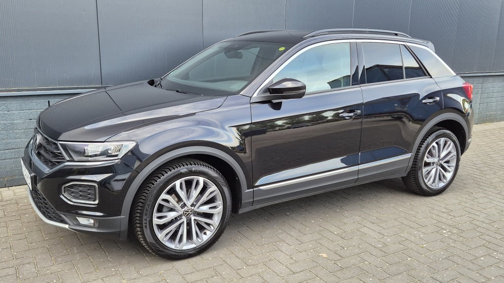 Volkswagen T-roc 1.5 tsi sport*navi*clima*led*lane ass*vitrual*18 inch*auto