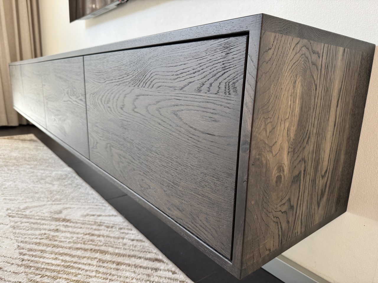 Zweven tv-meubel Table du Sud, Eikenhout, 240 cm