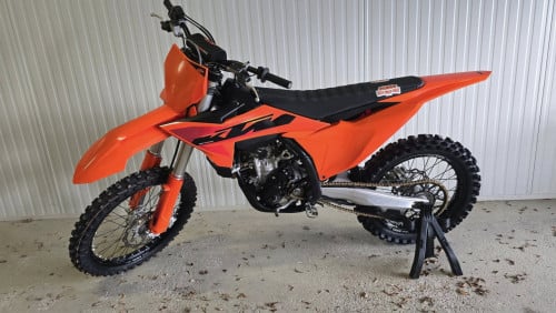 KTM 250 SX-F 2025 - Slechts 53 uur - BTW Motor