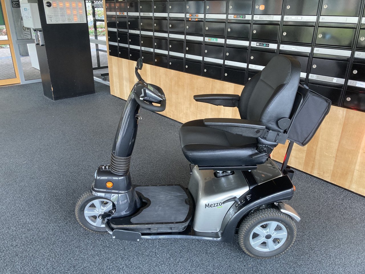 Scootmobiel mezzo nieuwstaat
