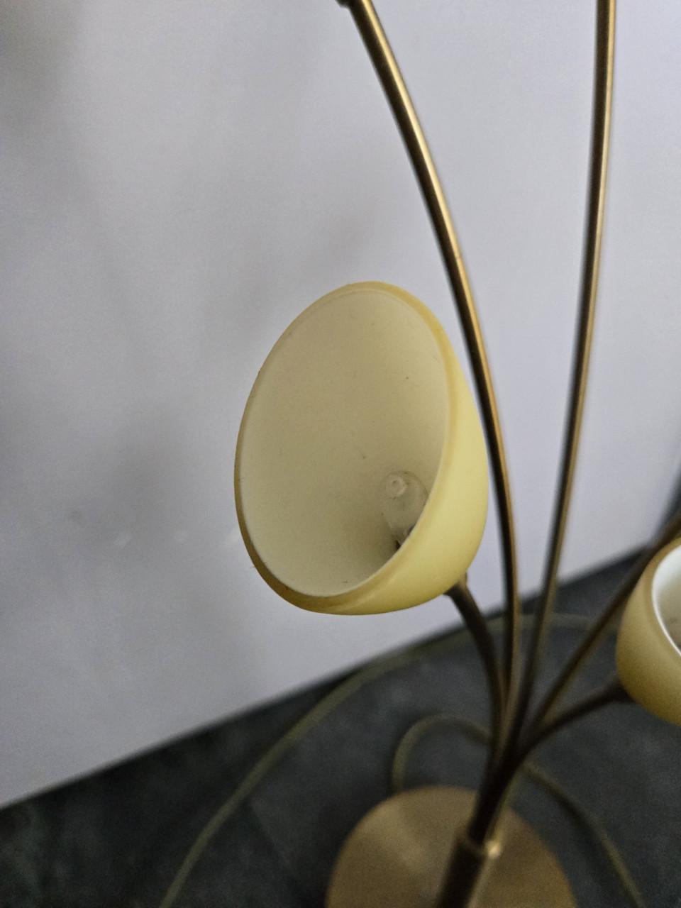 Goudkleurige tafellamp met 5 kelkjes, dimbaar