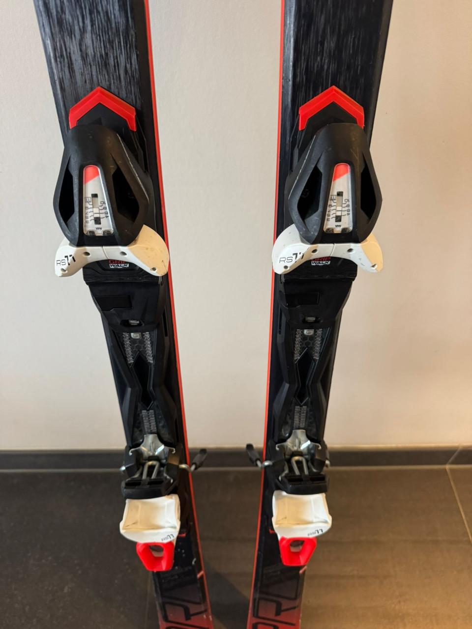 Fisher F18 PRO, lengte 1.74m met RS11 binding.