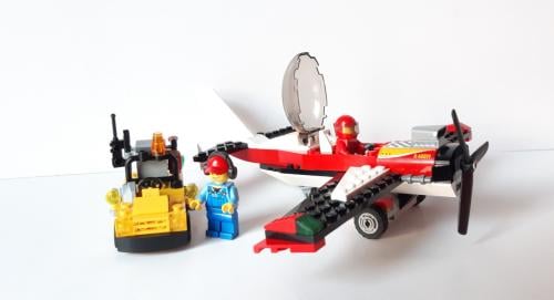Lego  City 60019: stuntvliegtuig en auto