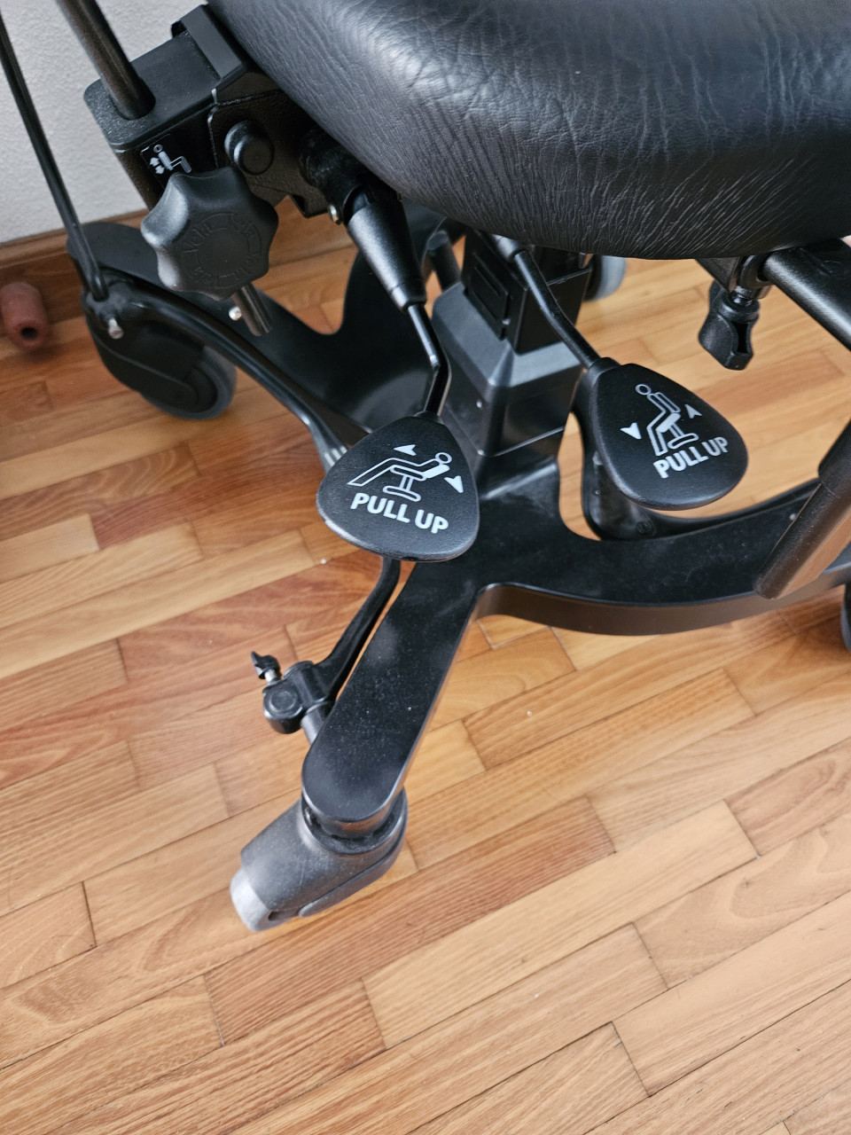 Trippelstoel Vela Tango 700 EB