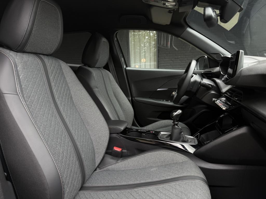 Peugeot 2008 1.2 puretech allure