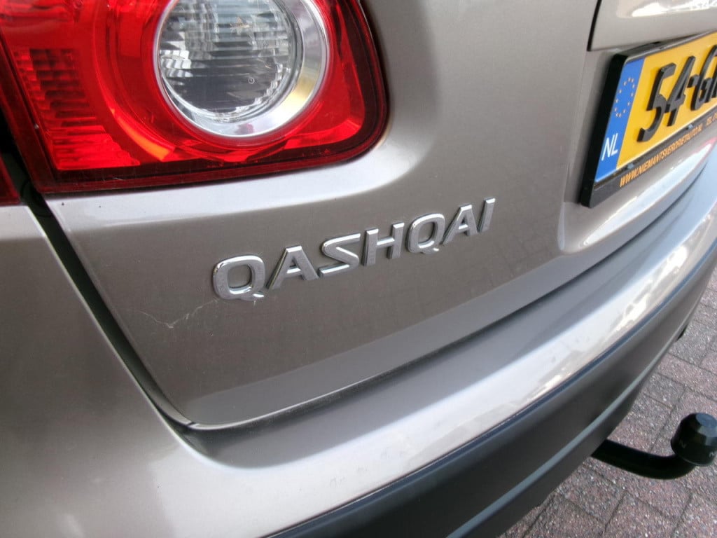 Nissan Qashqai 1.6 airco, cr.contr., panoramadak, trekhaak