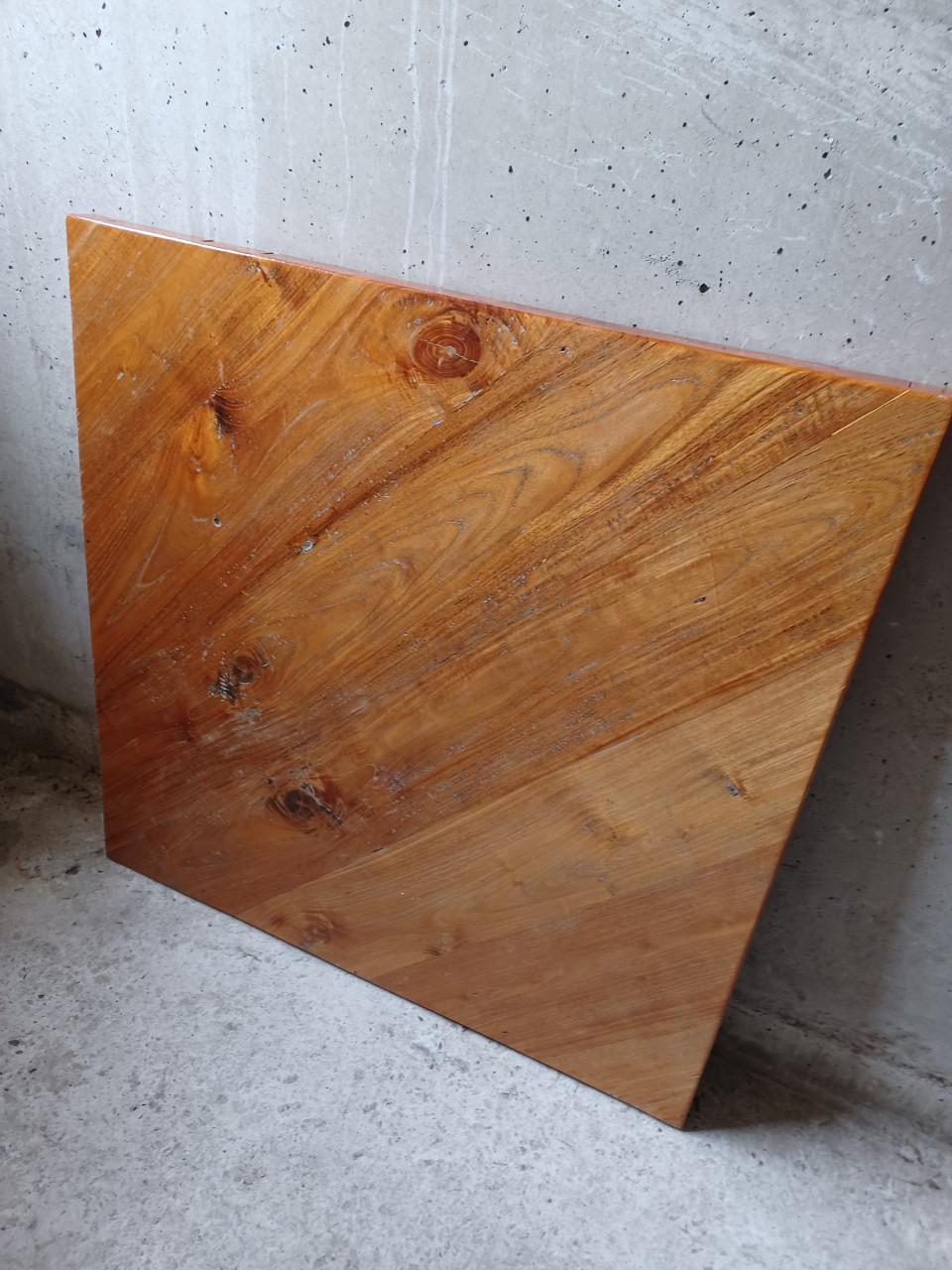 T.k.a. Eettafel Blad Tropisch Zwaar hout met 4 stalen poten