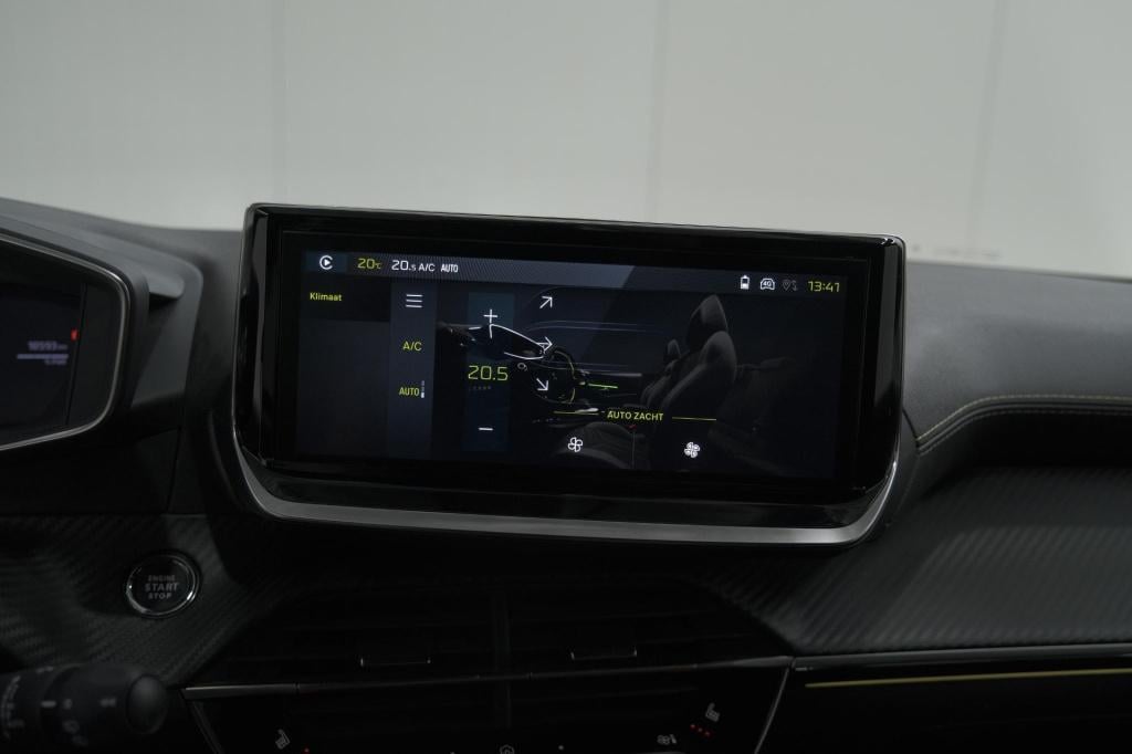 Peugeot 208 1.2 hybrid 145 e-dcs6 gt | alcantara pakket | camera | apple ca