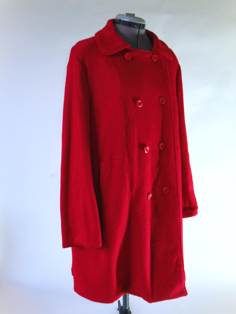 TE KOOP: Dameswinterjas rood