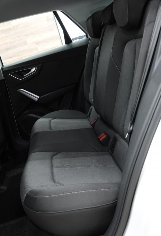 Audi Q2 1.4 tfsi | stoelverw. | pdc | 19" | camera |