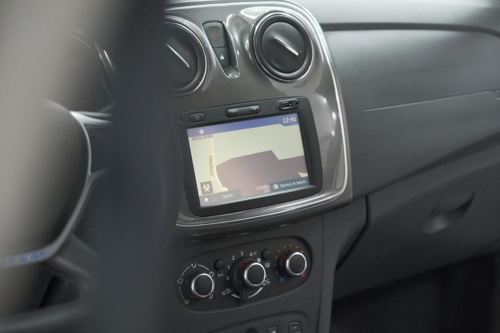 Dacia Sandero Stepway tce 90 sl automaat | trekhaak | camera | navigatie