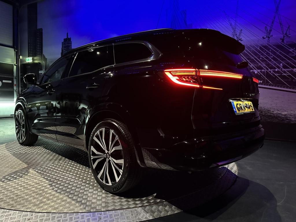 Renault Espace e-tech full hybrid 200 iconic 7p.