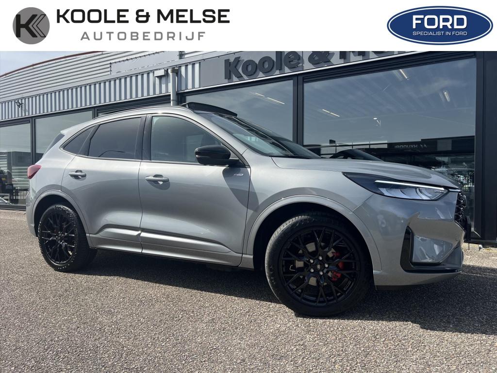Ford Kuga 2.5 phev 243pk e-cvt st-line x , trekhaak , panodak , winterpack 