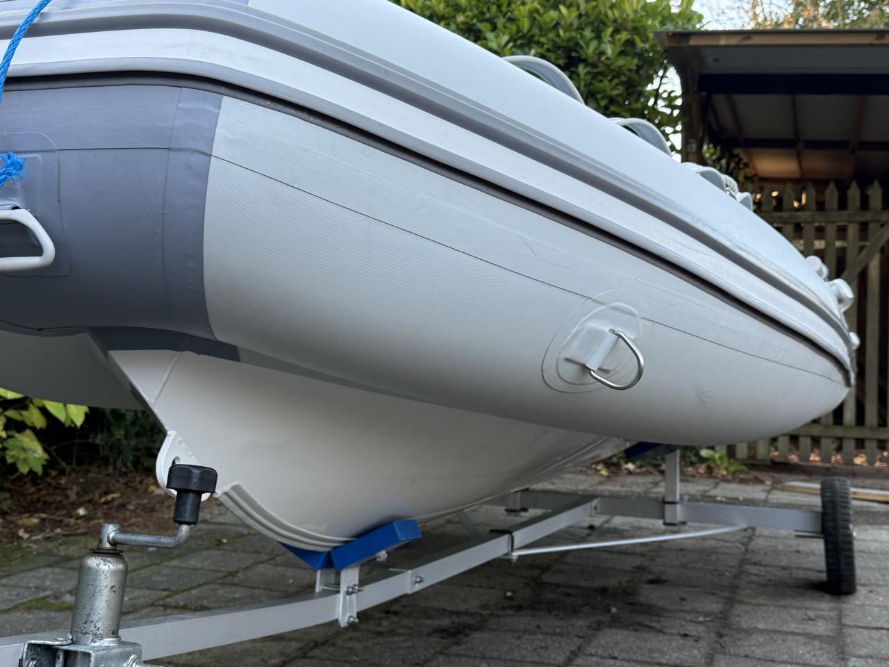 Zodiac Cadet 390 RIB Alu DL incl. suzuki25 pk en  handtrailer (kalf)