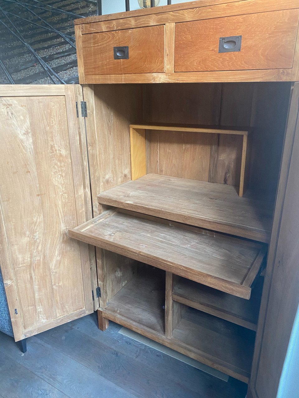 Teak houten computerkast