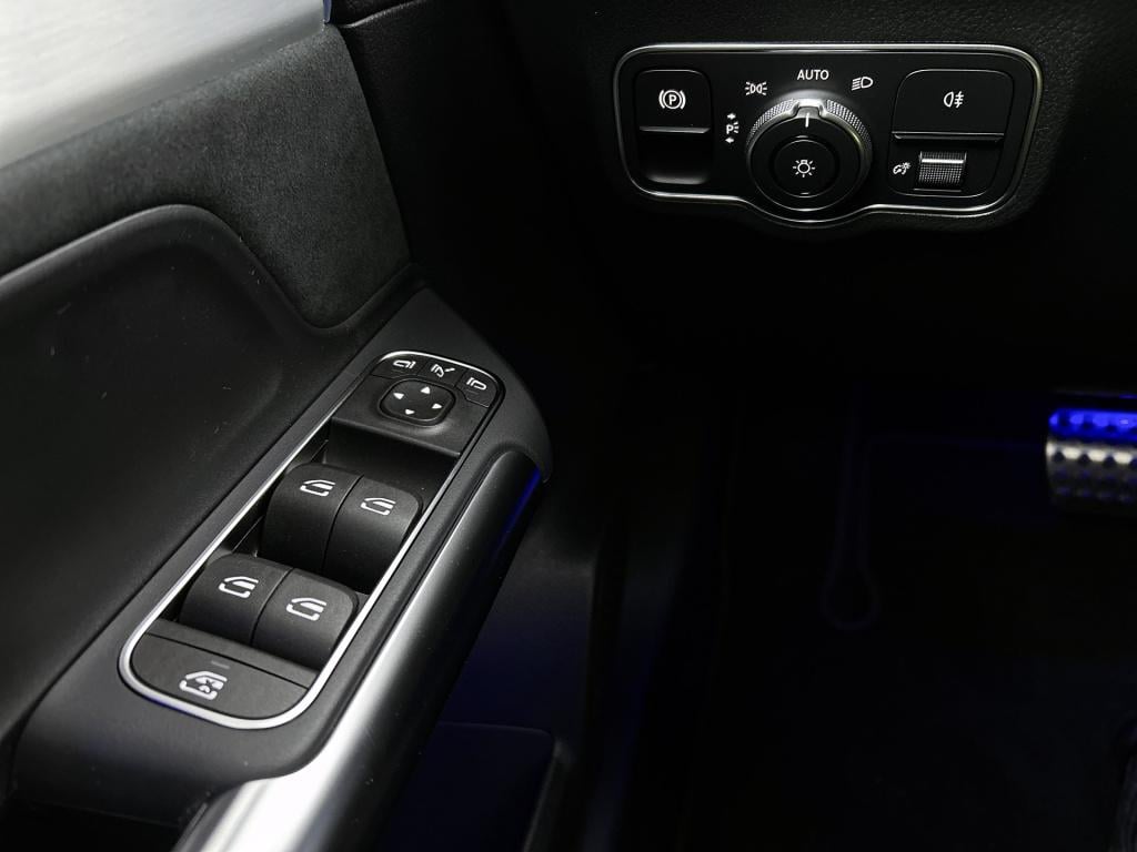 Mercedes-Benz Gla-klasse 250 e 140 year edition | plus pakket |  noghtpakke