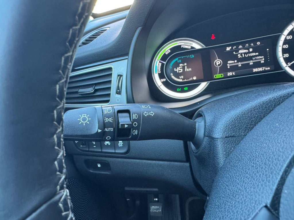 Kia Niro 1.6 gdi hybrid first edition