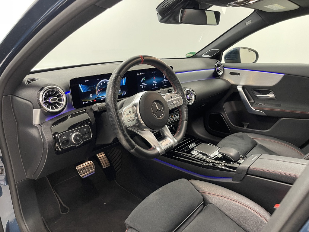 Mercedes-Benz A-Klasse amg 35 4matic | burmester | panoramadak | 19'' amg d