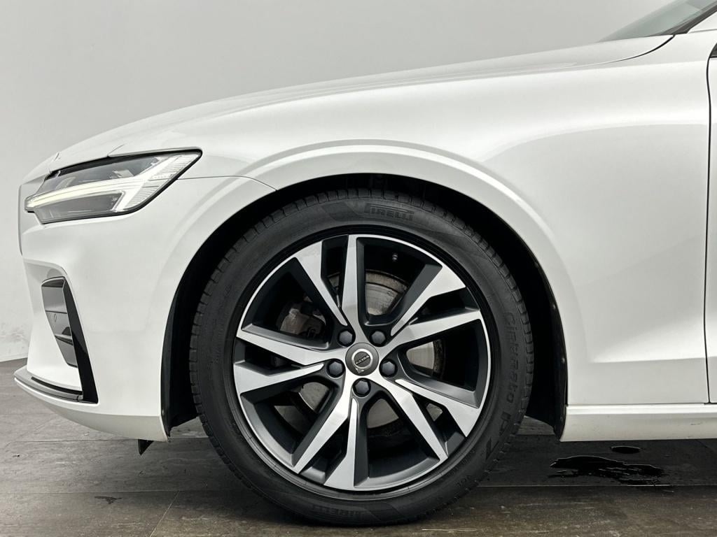 Volvo S60 t4 190pk r-design| 360camera| trekhaak| adap.cruise