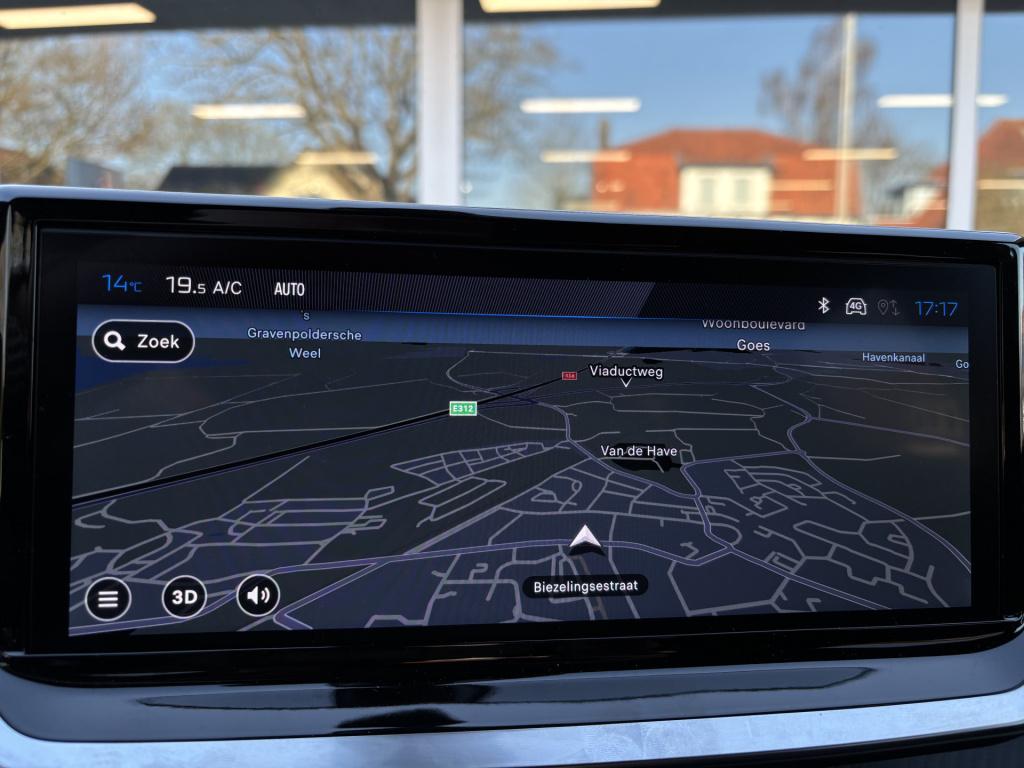 Peugeot 2008 gt automaat 1.2 hybrid 145