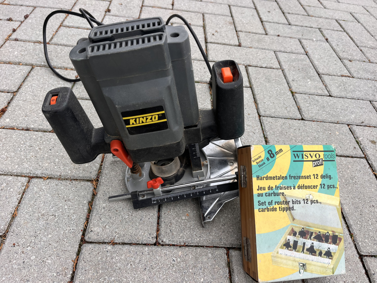 Bovenfrees machine