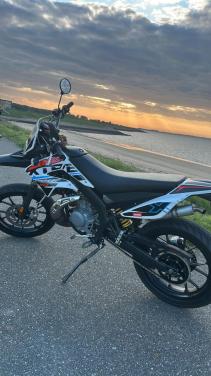 Derbi Senda schakelbrommer