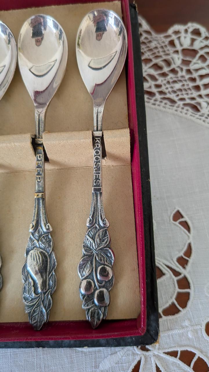 Set van 12 verzilverde Royal Plated vruchtenlepeltjes in originele doos