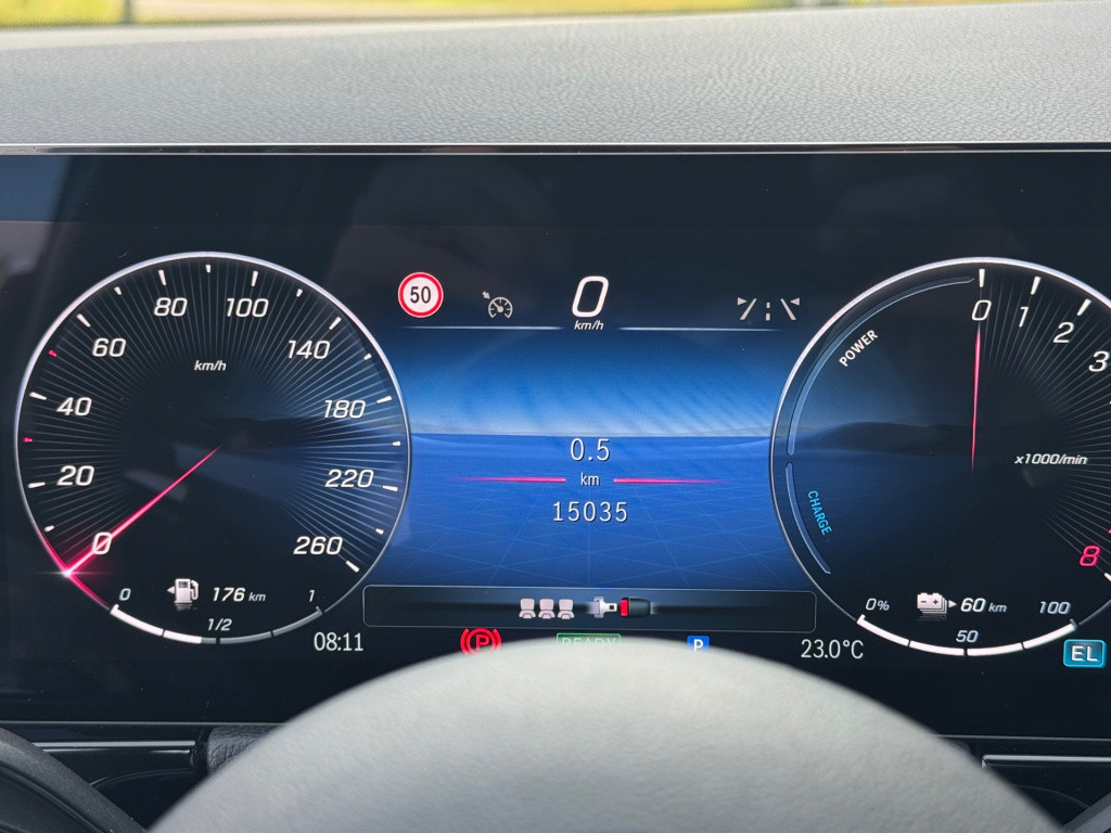 Mercedes-Benz Gla-klasse 250 e amg line automaat / panoramaschuifdak / face
