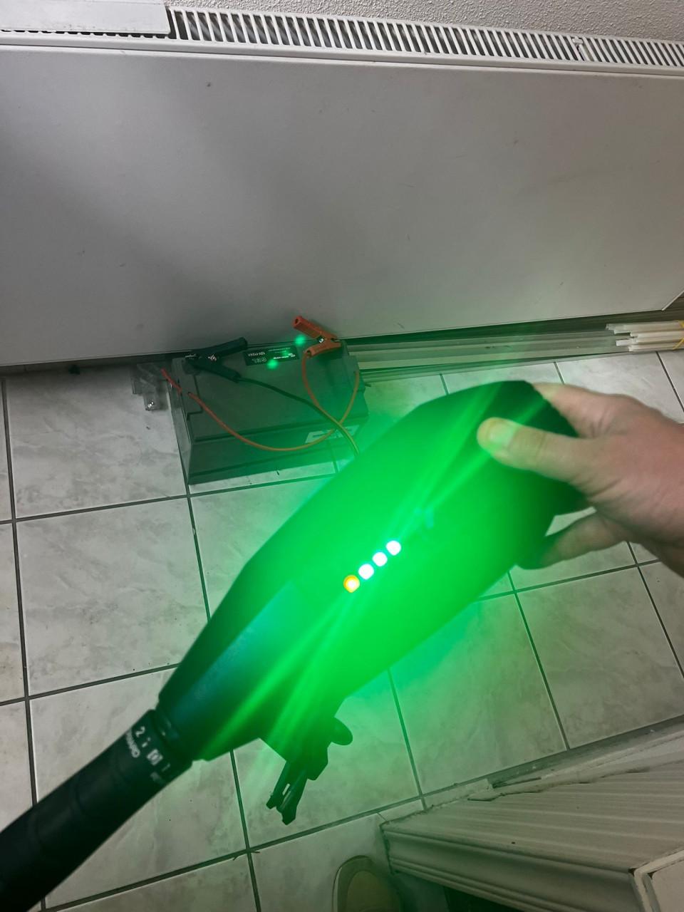 Electrische buitenboordmotor Amarew am66 met gel accu